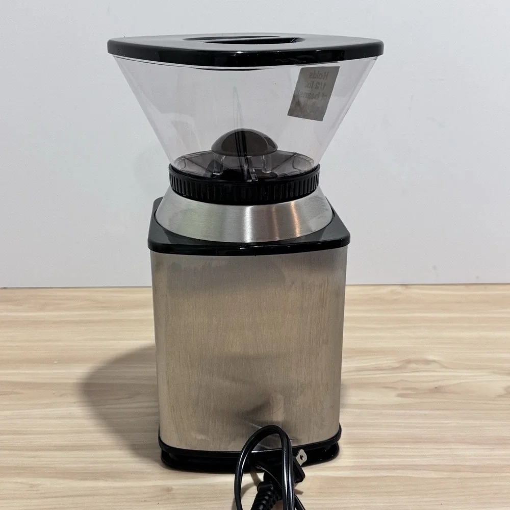 Cuisinart Supreme Grind Automatic Burr Mill Model DBM-8 Used 1 Time 18 Settings